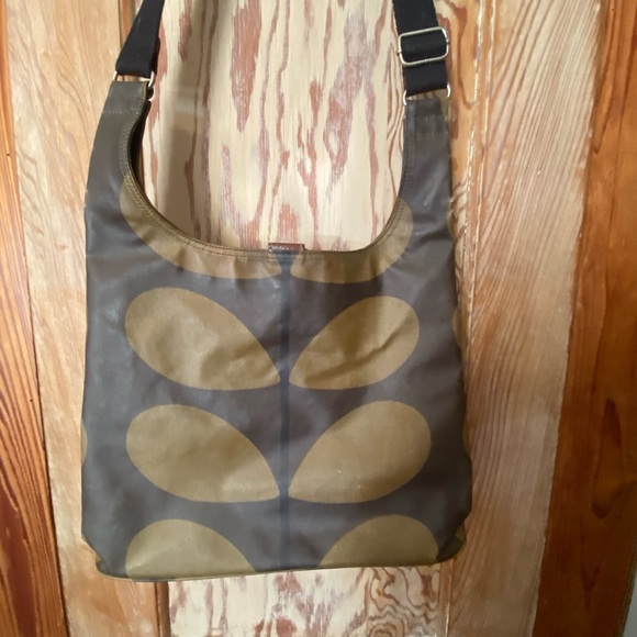 Orla Kiely Bags Orla Kiely Multi Stem Midi Crossbody Sling Poshmark